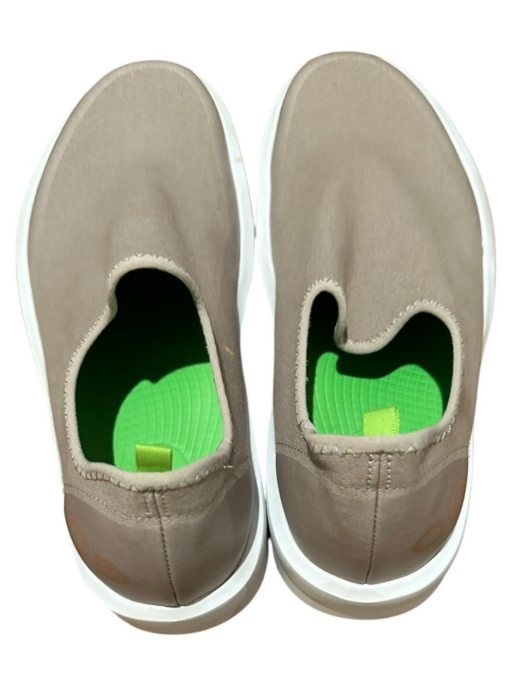 OOFOS OOmega EZEE Low Nomad Slip On Shoes Women's 9 Taupe Recovery Sneakers